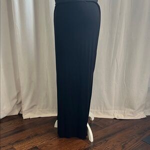H&M Black Maxi Skirt - Sleek Long Silhouette